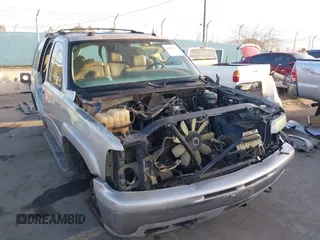 2004 Chevrolet Tahoe LT z VIN 1GNEK13T54J277973, wystawiony jako IAAI lot #41622773 z przebiegiem Nie podano mil oraz . Historia ofert i sprzedaży dostępna na DreamBid. Obrazek 1.