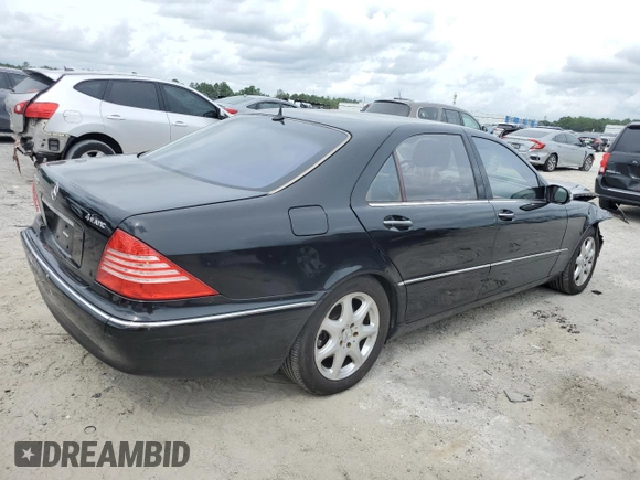 2006 Mercedes-Benz S 430 with VIN WDBNG83J96A475720, listed as a Copart auction lot 73059034 with 131,070 mi miles and Salvage Title. Bid and sale history available at carsss.com. Image 3.