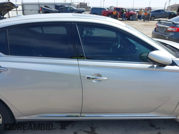 2019 Nissan Altima 2.5 SV with VIN 1N4BL4DV3KN305825, listed as a IAAI auction lot 41697209 with 96,619 mi miles. Bid and sale history available at carsss.com. Image 13.