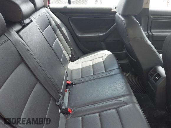 2012 Volkswagen Jetta TDI с VIN 3VWML7AJ4CM658279, выставлен на аукционе IAAI как лот 42579430 с пробегом 122 820 миль миль и . История ставок и продаж доступна на DreamBid. Изображение 8.