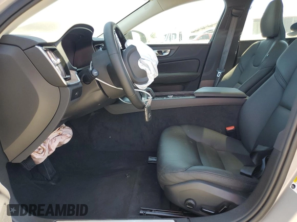 2024 Volvo S60 Plus Dark Theme с VIN 7JRL12TL8RG312505, выставлен на аукционе Copart как лот 56208855 с пробегом 9 755 миль миль и Списание • Salvage title. История ставок и продаж доступна на DreamBid. Изображение 7.