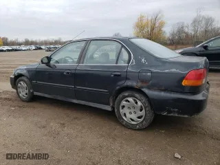 1997 Honda Civic EX with VIN 2HGEJ8641VH551960, listed as a Copart auction lot 82228294 with 178,054 mi miles and Clean Title. Bid and sale history available at carsss.com. Image 2.