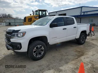 2022 Chevrolet Colorado 4WD Z71 z VIN 1GCGTDEN7N1144311, wystawiony jako Copart lot #51980395 z przebiegiem 47 893 mil mil oraz Szkoda całkowita • Salvage title. Historia ofert i sprzedaży dostępna na DreamBid. Obrazek 1.