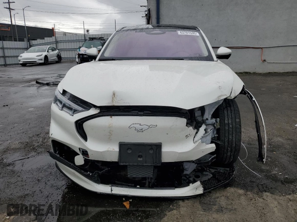 2022 Ford Mustang Mach-E Premium with VIN 3FMTK3R71NMA31671, listed as a Copart auction lot 43791535 with 22,703 mi miles and Salvage Title. Bid and sale history available at DreamBid. Image 5.