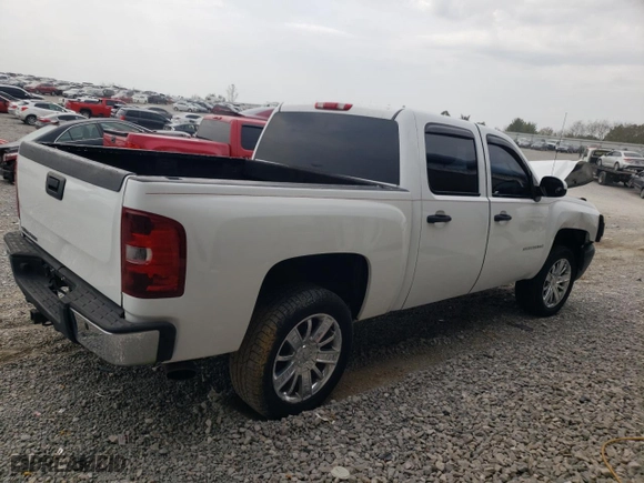 2007 Chevrolet Silverado 1500 LS with VIN 2GCEK13CX71539610, listed as a Copart auction lot 72782084 with 213,968 mi miles and Salvage Title. Bid and sale history available at carsss.com. Image 3.
