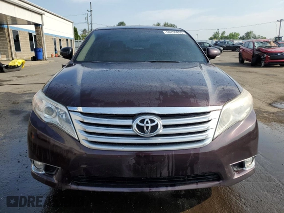 2011 Toyota Avalon with VIN 4T1BK3DB3BU430161, listed as a Copart auction lot 58795835 with 140,998 mi miles and Salvage title. Bid and sale history available at DreamBid. Image 5.