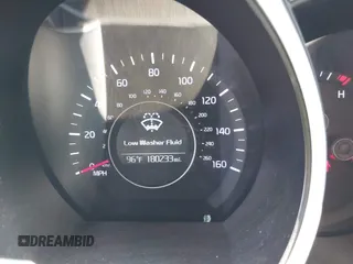 2015 Kia Optima LX z VIN KNAGM4A73F5605256, wystawiony jako IAAI lot #42459022 z przebiegiem 180 233 mil mil oraz . Historia ofert i sprzedaży dostępna na DreamBid. Obrazek 7.