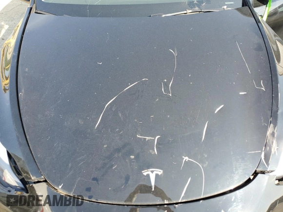 2024 Tesla Model Y z VIN 7SAYGDED7RF162680, wystawiony jako Copart lot #61991495 z przebiegiem Nie podano mil oraz Czysty tytuł • Clean title. Historia ofert i sprzedaży dostępna na DreamBid. Obrazek 11.