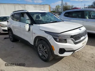 2021 Kia Seltos S z VIN KNDEUCAAXM7168129, wystawiony jako Copart lot #49223734 z przebiegiem 89 138 mil mil oraz Szkody całkowita. Historia ofert i sprzedaży dostępna na DreamBid. Obrazek 4.