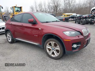 2009 BMW X6 z VIN 5UXFG83579LZ93552, wystawiony jako IAAI lot #41481166 z przebiegiem 126 852 mil mil oraz . Historia ofert i sprzedaży dostępna na DreamBid. Obrazek 1.