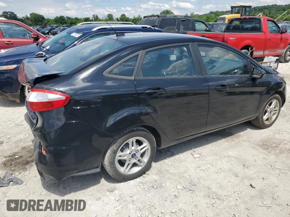 2018 Ford Fiesta SE z VIN 3FADP4BJ9JM123715, wystawiony jako Copart lot #58164015 z przebiegiem 83 768 mil mil oraz Szkoda całkowita • Salvage title. Historia ofert i sprzedaży dostępna na DreamBid. Obrazek 3.