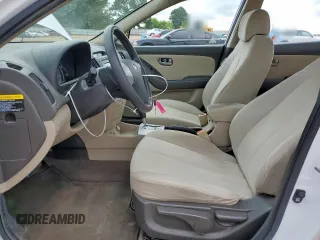 2008 Hyundai Elantra GLS z VIN KMHDU46DX8U437303, wystawiony jako Copart lot #59858285 z przebiegiem 83 044 mil mil oraz Szkoda całkowita • Salvage title. Historia ofert i sprzedaży dostępna na DreamBid. Obrazek 7.