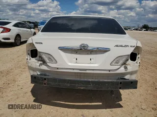2001 Toyota Avalon XL with VIN 4T1BF28B11U171919, listed as a Copart auction lot 55977855 with 189,840 mi miles and Salvage Title. Bid and sale history available at DreamBid. Image 6.