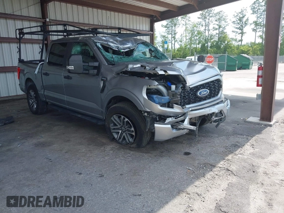 2021 Ford F-150 XL z VIN 1FTFW1E89MFC21046, wystawiony jako IAAI lot #42668472 z przebiegiem 83 083 mil mil oraz . Historia ofert i sprzedaży dostępna na DreamBid. Obrazek 1.