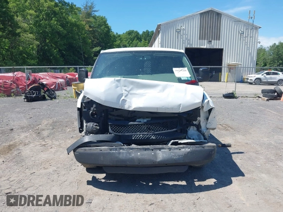 2014 Chevrolet Express Cargo Van with VIN 1GCWGFCA2E1210307, listed as a IAAI auction lot 39559260 with 213,814 mi miles. Bid and sale history available at carsss.com. Image 12.