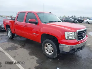 2007 GMC Sierra 1500 SLT z VIN 3GTEK13397G549844, wystawiony jako IAAI lot #42024544 z przebiegiem 200 642 mil mil oraz . Historia ofert i sprzedaży dostępna na DreamBid. Obrazek 1.