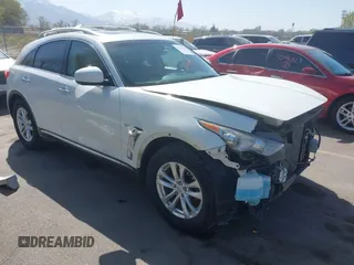 2014 Infiniti QX70 z VIN JN8CS1MW7EM413033, wystawiony jako IAAI lot #41993136 z przebiegiem 148 838 mil mil oraz . Historia ofert i sprzedaży dostępna na DreamBid. Obrazek 1.