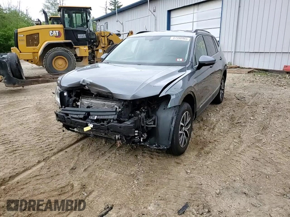 2018 Volkswagen Tiguan SEL z VIN 3VV2B7AX7JM002724, wystawiony jako Copart lot #57390965 z przebiegiem 103 661 mil mil oraz Szkoda całkowita • Salvage title. Historia ofert i sprzedaży dostępna na DreamBid. Obrazek 14.