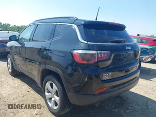 2020 Jeep Compass Latitude с VIN 3C4NJDBB2LT112590, выставлен на аукционе IAAI как лот 42618423 с пробегом 53 318 миль миль и . История ставок и продаж доступна на DreamBid. Изображение 3.