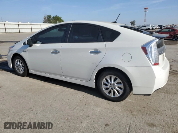 2014 Toyota Prius with VIN JTDKN3DP3E3062680, listed as a Copart auction lot 58554345 with 83,579 mi miles and Salvage title. Bid and sale history available at DreamBid. Image 2.
