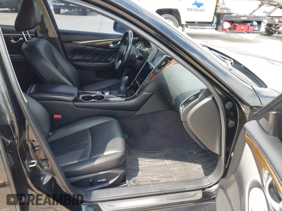 2019 Infiniti Q50 3.0t Signature Edition with VIN JN1EV7AP6KM513666, listed as a IAAI auction lot 42147392 with 99,798 mi miles. Bid and sale history available at carsss.com. Image 5.