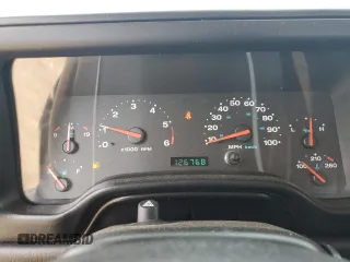 2005 Jeep Wrangler X z VIN 1J4FA39S75P321328, wystawiony jako Copart lot #59711505 z przebiegiem 126 768 mil mil oraz Szkoda całkowita • Salvage title. Historia ofert i sprzedaży dostępna na DreamBid. Obrazek 9.