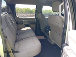 2017 Ford F-150 XL z VIN 1FTEW1EP6HFA50409, wystawiony jako IAAI lot #42353300 z przebiegiem 121 008 mil mil oraz . Historia ofert i sprzedaży dostępna na DreamBid. Obrazek 8.