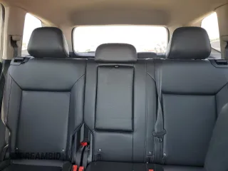 2018 Volkswagen Atlas SE с VIN 1V2PR2CA1JC579177, выставлен на аукционе Copart как лот 63792005 с пробегом 110 297 миль миль и Списание • Salvage title. История ставок и продаж доступна на DreamBid. Изображение 10.