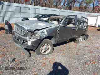 2004 Ford Explorer XLT с VIN 1FMZU73K64UA48579, выставлен на аукционе IAAI как лот 41409818 с пробегом Не указан миль и . История ставок и продаж доступна на DreamBid. Изображение 2.