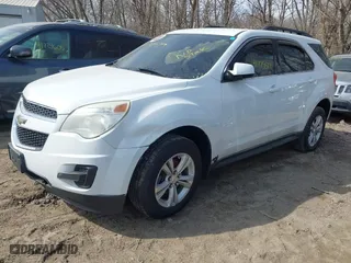 2015 Chevrolet Equinox LT with VIN 1GNFLFEK3FZ142532, listed as a IAAI auction lot 41729577 with 224,596 mi miles. Bid and sale history available at carsss.com. Image 2.