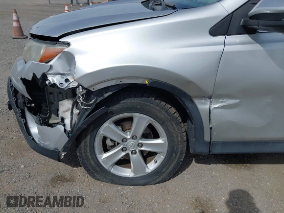 2014 Toyota RAV4 XLE with VIN 2T3RFREV4EW174333, listed as a IAAI auction lot 41890491 with 116,648 mi miles. Bid and sale history available at carsss.com. Image 6.