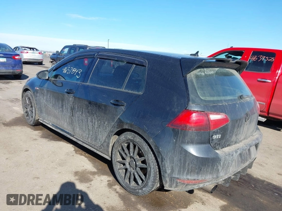 2015 Volkswagen Golf GTI SE with VIN 3VW5T7AU8FM022628, listed as a IAAI auction lot 41657843 with 186,457 mi miles. Bid and sale history available at carsss.com. Image 3.