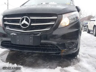 2018 Mercedes-Benz Metris Passenger Van with VIN WD4PG2EE5J3459900, listed as a IAAI auction lot 41515826 with 151,828 mi miles. Bid and sale history available at carsss.com. Image 6.