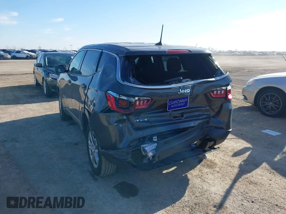 2024 Jeep Compass Sport z VIN 3C4NJDANXRT121722, wystawiony jako IAAI lot #41236232 z przebiegiem 8 702 mil mil oraz . Historia ofert i sprzedaży dostępna na DreamBid. Obrazek 6.