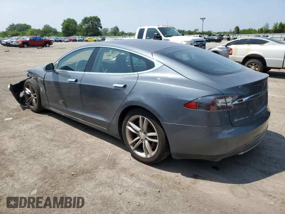 2013 Tesla Model S with VIN 5YJSA1AG9DFP04910, listed as a Copart auction lot 60827335 with 97,022 mi miles and Salvage title. Bid and sale history available at DreamBid. Image 2.