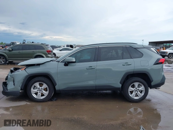 2021 Toyota RAV4 XLE with VIN 2T3P1RFV6MW216410, listed as a IAAI auction lot 42474822 with 37,503 mi miles and . Bid and sale history available at DreamBid. Image 15.