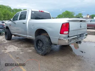 2015 Ram 2500 Tradesman с VIN 3C6UR5CL6FG527773, выставлен на аукционе IAAI как лот 42144668 с пробегом 202 758 миль миль и . История ставок и продаж доступна на DreamBid. Изображение 3.