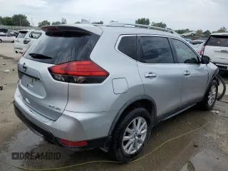 2017 Nissan Rogue SV z VIN KNMAT2MV4HP610774, wystawiony jako Copart lot #67486424 z przebiegiem 106 847 mil mil oraz Czysty tytuł • Clean title. Historia ofert i sprzedaży dostępna na DreamBid. Obrazek 3.