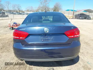 2013 Volkswagen Passat SE w/Sunroof & Nav with VIN 1VWBP7A35DC113692, listed as a IAAI auction lot 41720111 with 143,624 mi miles. Bid and sale history available at carsss.com. Image 16.