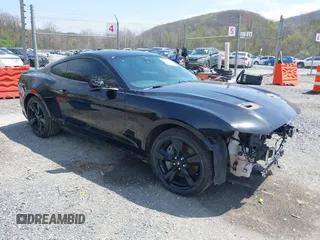 2022 Ford Mustang GT z VIN 1FA6P8CF9N5122151, wystawiony jako IAAI lot #42011876 z przebiegiem 29 088 mil mil oraz . Historia ofert i sprzedaży dostępna na DreamBid. Obrazek 1.
