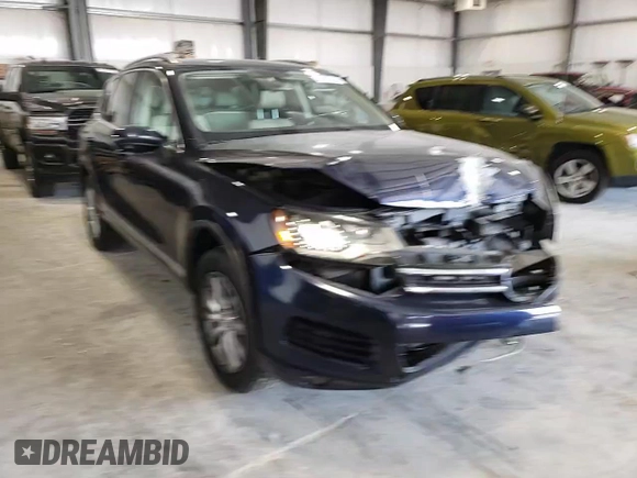 2012 Volkswagen Touareg Sport с VIN WVGEK9BP6CD009633, выставлен на аукционе Copart как лот 85475414 с пробегом 139 872 миль миль и Списание • Salvage title. История ставок и продаж доступна на DreamBid. Изображение 11.