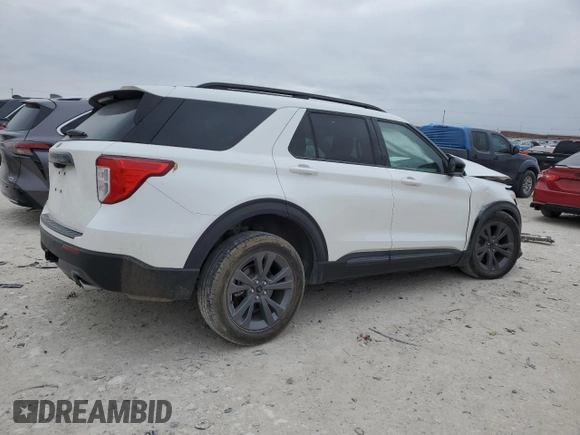 2023 Ford Explorer XLT with VIN 1FMSK7DH0PGA74849, listed as a Copart auction lot 82350204 with 22,213 mi miles and Salvage Title. Bid and sale history available at carsss.com. Image 3.