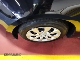 2024 Toyota Corolla LE z VIN 5YFB4MDEXRP128517, wystawiony jako IAAI lot #42852699 z przebiegiem 36 111 mil mil oraz . Historia ofert i sprzedaży dostępna na DreamBid. Obrazek 7.