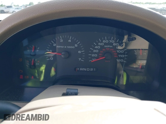 2008 Ford F-150 XLT with VIN 1FTPW12VX8FA91900, listed as a IAAI auction lot 42455455 with 329,039 mi miles and . Bid and sale history available at DreamBid. Image 7.
