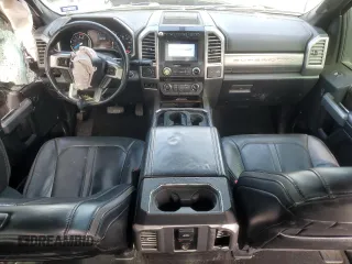 2017 Ford F-350 Platinum с VIN 1FT8W3BT1HEB72157, выставлен на аукционе Copart как лот 50434415 с пробегом 177 062 миль миль и Списание • Salvage title. История ставок и продаж доступна на DreamBid. Изображение 8.