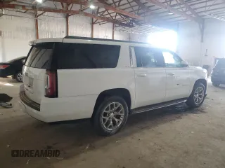 2015 GMC Yukon XL SLT z VIN 1GKS2HKC8FR672941, wystawiony jako Copart lot #47616215 z przebiegiem Nie podano mil oraz Szkody całkowita. Historia ofert i sprzedaży dostępna na DreamBid. Obrazek 3.