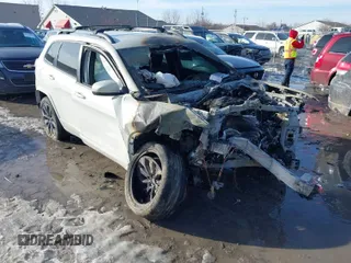 2019 Jeep Cherokee Limited with VIN 1C4PJMDX1KD378138, listed as a IAAI auction lot 41654765 with Not provided miles and . Bid and sale history available at DreamBid. Image 1.