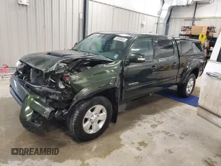 2014 Toyota Tacoma z VIN 3TMMU4FN0EM070943, wystawiony jako Copart lot #44895605 z przebiegiem 82 959 mil mil oraz Czysty tytuł • Clean title. Historia ofert i sprzedaży dostępna na DreamBid. Obrazek 1.