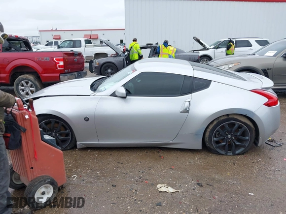 2010 Nissan 370Z Touring with VIN JN1AZ4EH9AM503264, listed as a IAAI auction lot 42180901 with Not provided miles and . Bid and sale history available at DreamBid. Image 14.