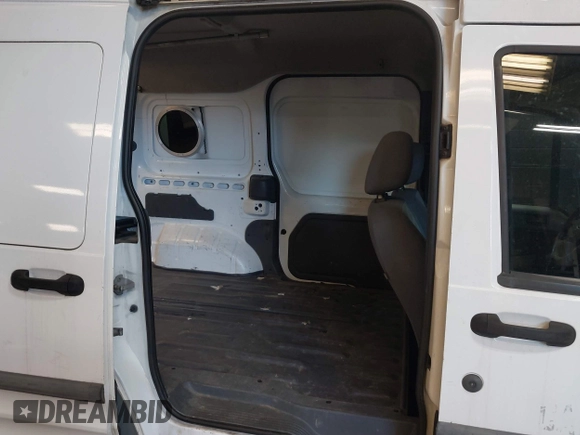 2011 Ford Transit Connect XL с VIN NM0LS7AN7BT068336, выставлен на аукционе IAAI как лот 42117004 с пробегом 237 586 миль миль и . История ставок и продаж доступна на DreamBid. Изображение 8.